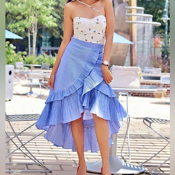 Chicwish Applause of Ruffle Tiered Frill Hem Skirt in Blue Stripes - Picture 2 of 7
